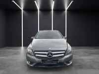 Gebraucht Mercedes B200 136 PS (100 kW) 2013 Mountaingrau Kleinwagen