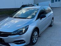 Gebraucht Opel Astra 131 PS (96 kW) 2022 Grau Limousine