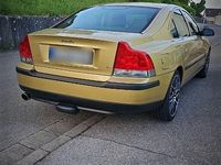 Gebraucht Volvo S60 250 PS (183 kW) 2001 Gold Limousine