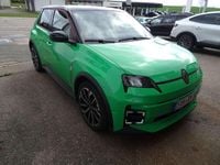 Używany Renault 5 E-Tech Iconic 110 kW (150 KM) 2024 Zielony Sedan/Limuzyna