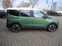Neu Ford Tourneo Courier Active 125 PS (91 kW) 2025 Bursting green metallic Van / Kleinbus
