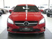 Gebraucht Mercedes CLA200 156 PS (114 kW) 2019 Jupiterrot uni Kombi