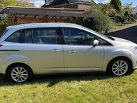 Gebraucht Ford Grand C-Max Titanium 150 PS (110 kW) 2016 Silber Van / Kleinbus