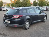 Gebraucht Renault Mégane GrandTour Expression 110 PS (80 kW) 2010 Blau Kombi