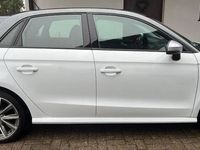 gebraucht Audi A1 sportsback admired TFSI weiß/schwarz S Line 03/2018