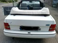 Gebraucht Ford Escort Cabriolet 102 PS (75 kW) 1989 Weiß Cabrio