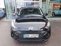 Gebraucht Hyundai i10 Select 63 PS (46 kW) 2024 Phantom black mineraleffekt Kleinwagen