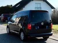 Second-hand VW Caddy 102 CP (75 kW) 2019 Albastru Monovolum