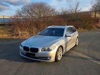 Gebraucht BMW 530 Performance 258 PS (189 kW) 2012 Silber Kombi