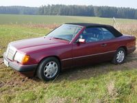 Gebraucht Mercedes E300 220 PS (161 kW) 1992 Rot Cabrio