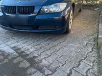 Gebraucht BMW 318 129 PS (94 kW) 2006 Blau Limousine