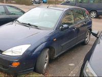 Gebraucht Ford Focus 100 PS (73 kW) 2001 Blau Limousine