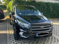 Gebraucht Ford Kuga ST-Line 180 PS (132 kW) 2018 Schwarz SUV