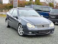 Gebraucht Mercedes C220 150 PS (110 kW) 2007 Tenoritgrau Coupé