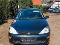 Gebraucht Ford Focus 100 PS (73 kW) 2001 Blau Kombi