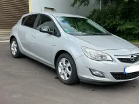 Gebraucht Opel Astra 115 PS (84 kW) 2010 Silber Limousine