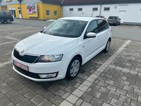 Gebraucht Skoda Rapid Ambition 105 PS (77 kW) 2014 Weiß Kleinwagen