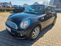 Gebraucht Mini Cooper D 111 PS (81 kW) 2014 Midnightblackmetallic Kleinwagen