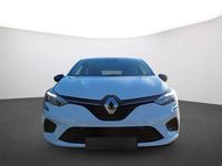 Gebraucht Renault Clio V Equilibre 67 PS (49 kW) 2023 Weiß Limousine