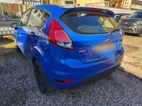 Gebraucht Ford Fiesta 75 PS (55 kW) 2013 Blau Kleinwagen
