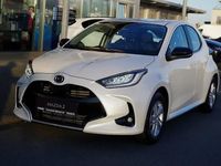 Gebraucht Mazda 2 Comfort 116 PS (85 kW) 2023 Weiß northern white pearl Kleinwagen