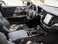Gebraucht Volvo V60 Plus 257 PS (189 kW) 2024 Schwarz metallic Kombi