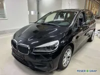 Używany BMW 220 Advantage 190 KM (139 kW) 2022 Czarny Minivan