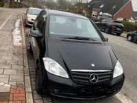 Gebraucht Mercedes A160 90 PS (66 kW) 2012 Schwarz Kleinwagen