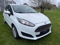 Gebraucht Ford Fiesta Trend 60 PS (44 kW) 2014 Weiß Kleinwagen