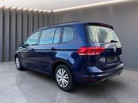 Gebraucht VW Touran 150 PS (110 kW) 2016 Blau Van / Kleinbus