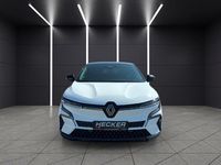 Gebraucht Renault Mégane Iconic 160 kW (218 PS) 2023 Weiss 369 + schwarz gne (metallic) Limousine