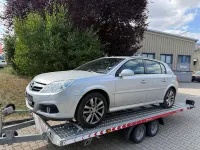 Gebraucht Opel Signum Edition 155 PS (114 kW) 2006 Starsilber iii m2 Kleinwagen