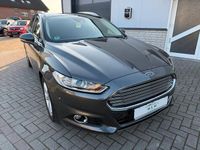 Gebraucht Ford Mondeo Titanium 203 PS (149 kW) 2015 Grau Kombi