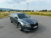 Gebraucht Skoda Superb SportLine 220 PS (161 kW) 2017 Grau Kombi