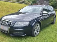 Usata Audi S6 435 CV (319 kW) 2007 Blu Station wagon