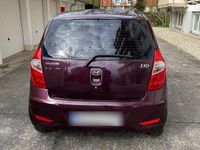 Gebraucht Hyundai i10 69 PS (50 kW) 2012 Violet Kleinwagen