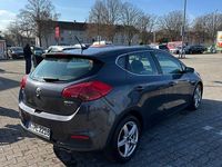 Gebraucht Kia Ceed 110 PS (80 kW) 2015 Grau Kleinwagen
