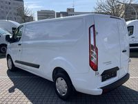 Gebraucht Ford Transit Custom 105 PS (77 kW) 2022 Weiß Van / Kleinbus