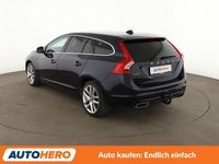Gebraucht Volvo V60 Summum 190 PS (139 kW) 2016 Blau Kombi
