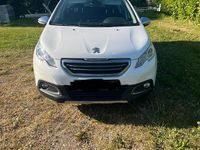 Gebraucht Peugeot 2008 110 PS (80 kW) 2015 Weiß SUV