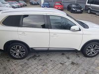 Gebraucht Mitsubishi Outlander 150 PS (110 kW) 2018 Weiß SUV