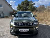 Gebraucht Jeep Compass Limited 170 PS (125 kW) 2018 Grün SUV