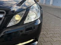 Gebraucht Mercedes E200 184 PS (135 kW) 2011 Schwarz Cabrio