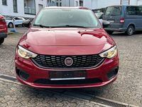 Gebraucht Fiat Tipo Pop 95 PS (69 kW) 2017 Rot Limousine