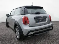 Gebraucht Mini Cooper Essential 136 PS (100 kW) 2023 Silber Kleinwagen