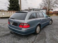 Gebraucht Mercedes E220 170 PS (125 kW) 2007 Blau Kombi