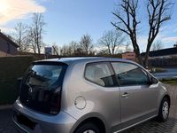 Gebraucht VW up! 68 PS (50 kW) 2021 Silber Kleinwagen