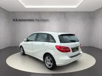 Gebraucht Mercedes B200 136 PS (100 kW) 2013 Weiß Van / Kleinbus