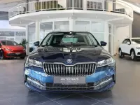 Gebraucht Skoda Superb LAURIN & KLEMENT 200 PS (147 kW) 2023 Blau Kombi