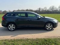 Gebraucht Volvo V60 Summum 163 PS (119 kW) 2012 Grau Kombi